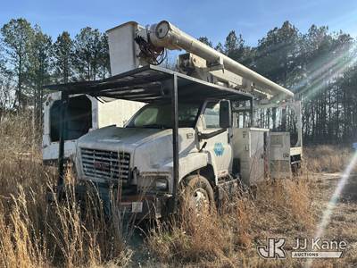 Altec LRV-55, 60 ft, Over-Center Bucket Truck