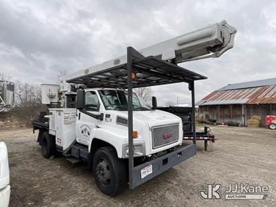 Altec Uncategorized, Over-Center Bucket Truck