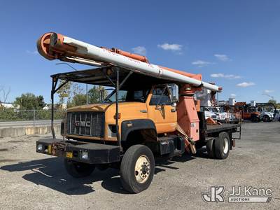 Altec LRIII-55, 60 ft, Over-Center Bucket Truck