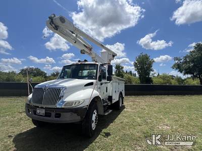 Altec L42A, 47 ft, Over-Center Bucket Truck
