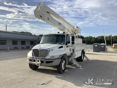 International 4300 Boom / Bucket Truck