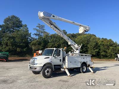 International 4300 Boom / Bucket Truck