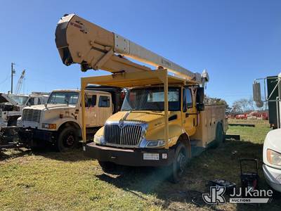 HiRanger 5TC-55, 60 ft, Material Handling Bucket Truck