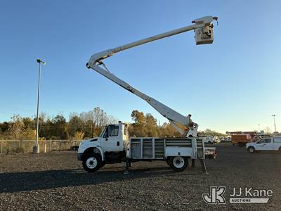 International 4300 Boom / Bucket Truck