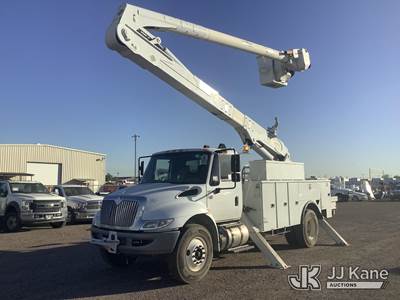 Altec AA55-MH, 60 ft, Material Handling Bucket Truck