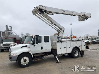 Altec TA50, 55 ft, Articulating & Telescopic Material Handling Bucket Truck