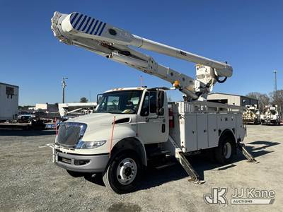 Altec AM55-MH, 60 ft, Over-Center Material Handling Bucket