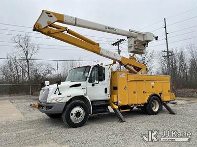 HiRanger HR50-M, 55 ft, Material Handling Bucket Truck