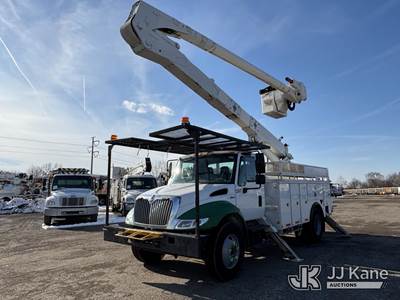 Altec AN55E-OC, 60 ft, Material Handling Bucket Truck