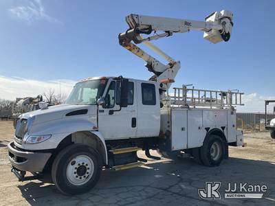 Altec TA40, 45 ft, Articulating & Telescopic Bucket Truck
