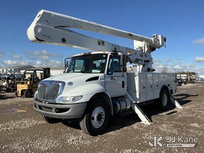 Altec AA55, 61 ft, Articulating Non-Over Center Bucket Truck