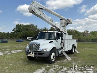 Altec AA55-MH, 56 ft, Material Handling Bucket Truck