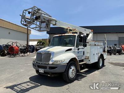 Altec A40P, 45 ft, Telescopic Non-Insulated Cable Placing Bucket Truck