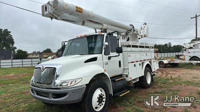 Altec L42M, 47 ft, Over-Center Material Handling Bucket Truck
