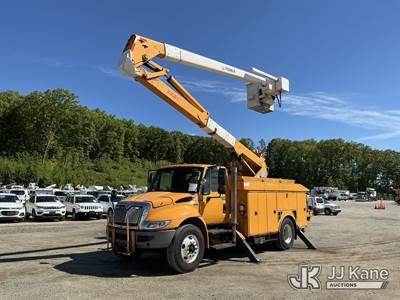 Terex Hi-Ranger HR52M, 57 ft, Material Handling Bucket Truck