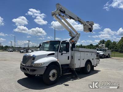Altec TA45, 50 ft, Articulating & Telescopic Bucket Truck