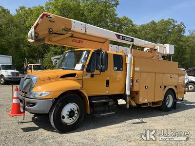 Terex Hi-Ranger HR52M, 57 ft, Material Handling Bucket Truck