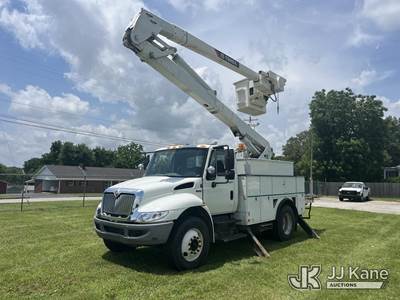 HiRanger HR46-M, 51 ft, Material Handling Bucket Truck