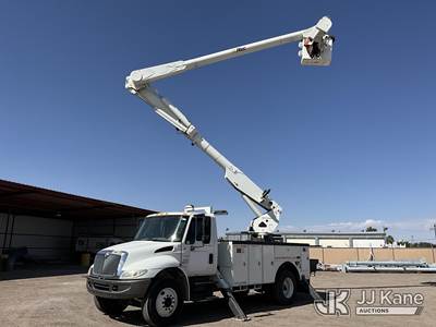 Altec AM855, 60 ft, Over-Center Material Handling Bucket Truck