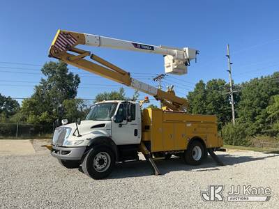 Hi-Ranger HR50M, 55 ft, Material Handling Bucket Truck