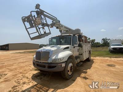 Altec AT40C, 40 ft, Telescopic Non-Insulated Cable Placing Bucket Truck