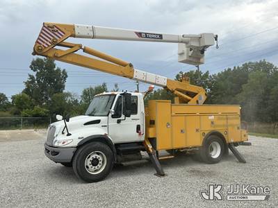 Hi-Ranger HR-50M, 55 ft, Material Handling Bucket Truck