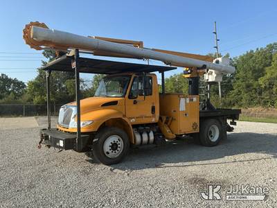 Altec LR7-58RM, 63 ft, Over-Center Bucket Truck
