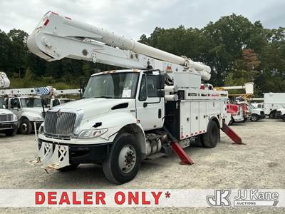 Altec AN50E-OC, 55 ft, Over-Center Material Handling Bucket