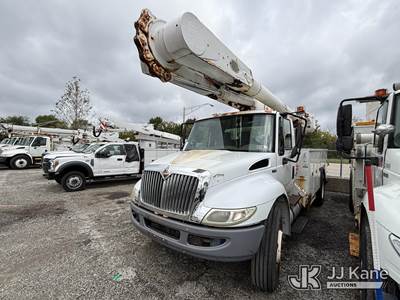 Altec AM55-MH, 60 ft, Over-Center Material Handling Bucket