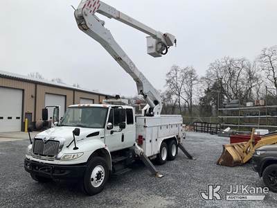 ALTEC A55EOC, 800 Lb 60 ft, Over-Center Material Handling Bucket