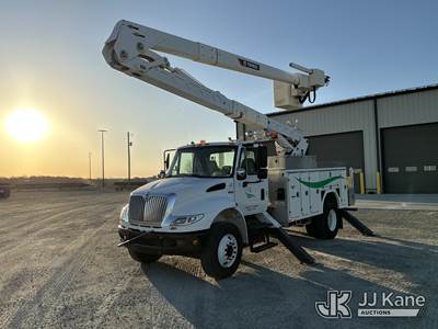 HiRanger TCX-55, 60 ft, Material Handling Bucket Truck