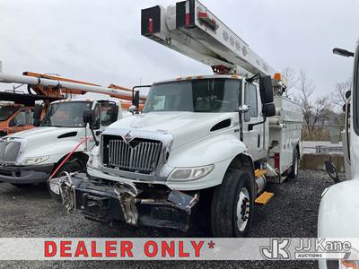 Versalift V0350MHI-01, 55 ft, Over-Center Material Handling Bucket Truck