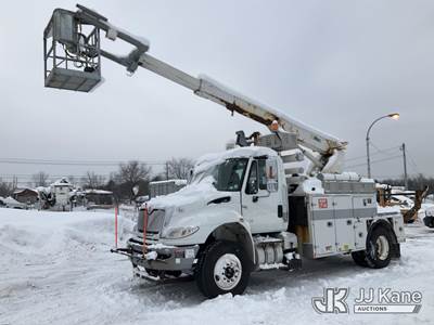 Altec T40-P, 40 ft, Telescopic Non-Insulated Cable Placing Bucket Truck