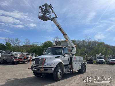 Altec T40P, 40 ft, Telescopic Non-Insulated Cable Placing Bucket Truck