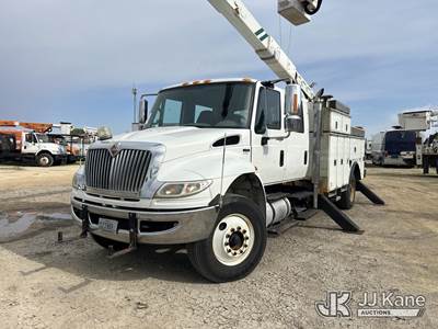 HiRanger TCX-60, 65 ft, Material Handling Bucket Truck