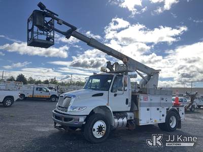 Altec T40P, 40 ft, Telescopic Non-Insulated Cable Placing Bucket Truck