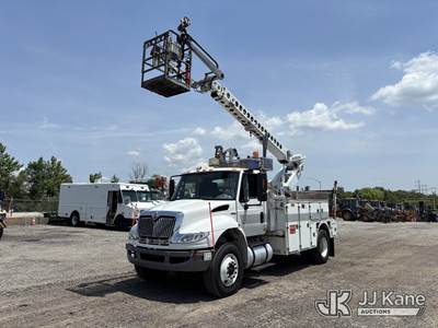 Altec A-T40C, 39 ft, Telescopic Non-Insulated Cable Placing Bucket Truck