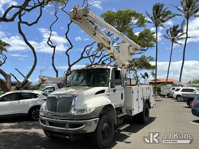 Altec L42A, 47 ft, Over-Center Bucket Truck