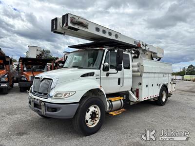 Versalift VO350MHI-01, 55 ft, Over-Center Material Handling Bucket Truck