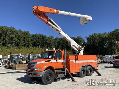 Altec AM60E-MH, 65 ft, Over-Center Material Handling Bucket Truck