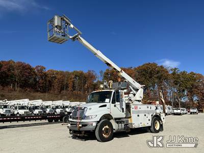 Altec T40P, 40 ft, Telescopic Non-Insulated Cable Placing Bucket Truck