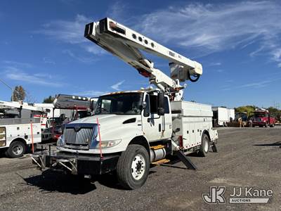 Versalift V0350MHI-0, 55 ft, Over-Center Material Handling Bucket Truck