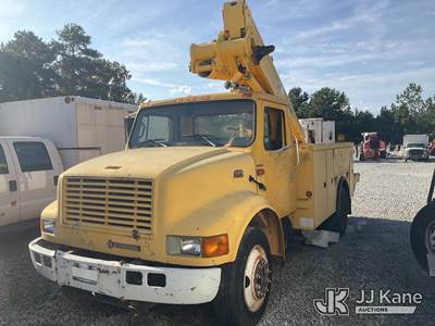 Altec TA40, 45 ft, Articulating & Telescopic Bucket Truck