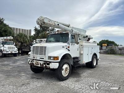 Altec L42A, 47 ft, Over-Center Bucket Truck
