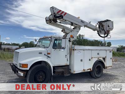 Altec TA40, 45 ft, Articulating & Telescopic Bucket Truck