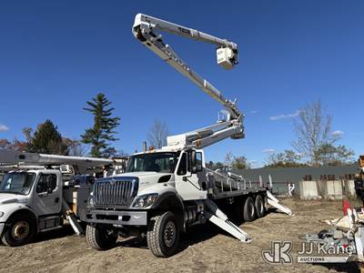 Terex TCX65-100, 105 ft, Double-Elevator Bucket Truck
