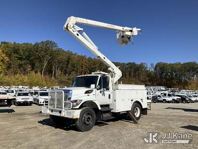 HiRanger HR40-M, 45 ft, Over-Center Material Handling Bucket Truck