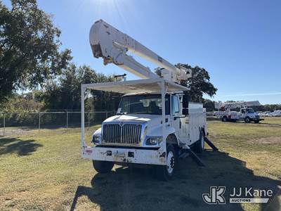 HiRanger 5TC-55, 60 ft, Material Handling Bucket Truck