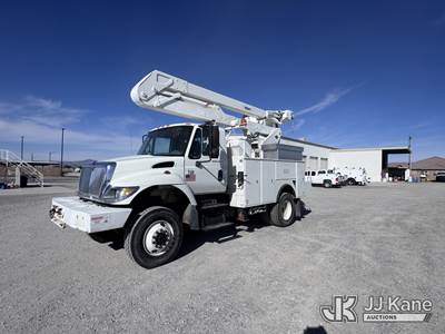 Versalift V042MHI, 47 ft, Material Handling Bucket Truck