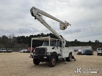 HiRanger 5TC-55MH, 60 ft, Material Handling Bucket Truck